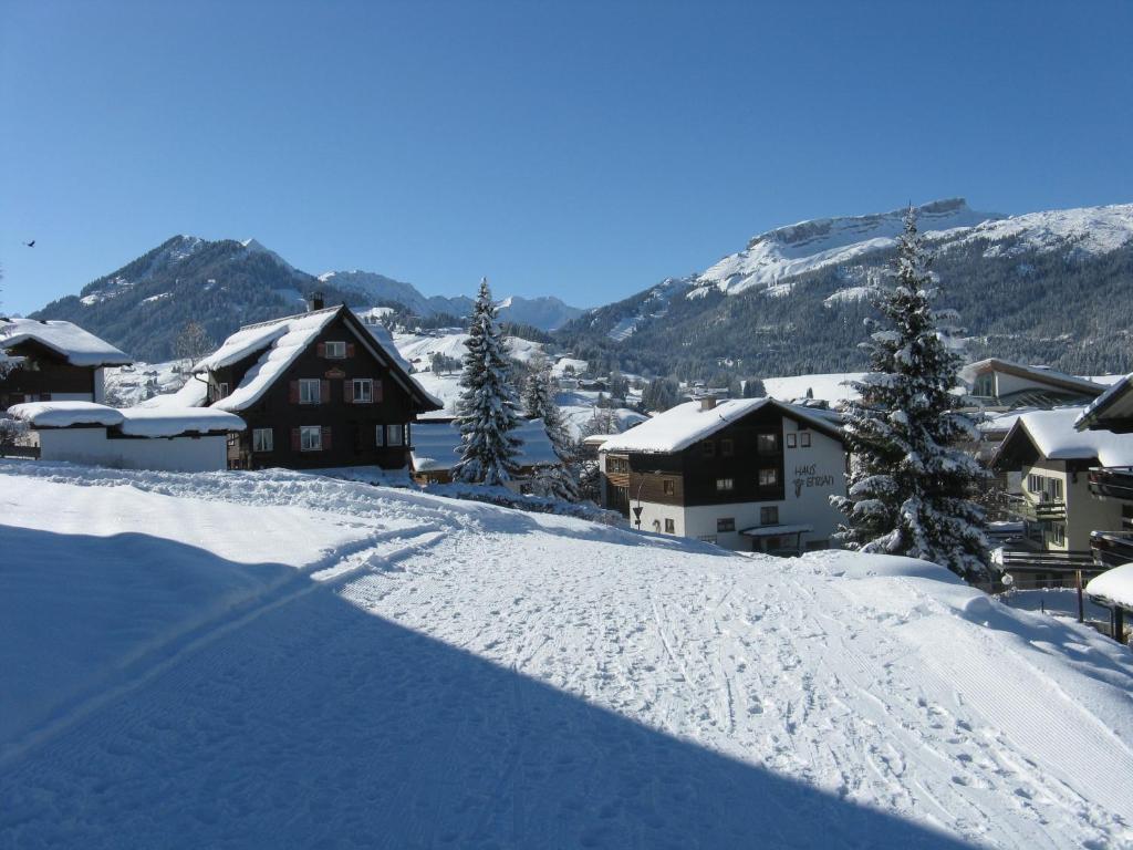 Hotel Riezler Hof Riezlern Kültér fotó